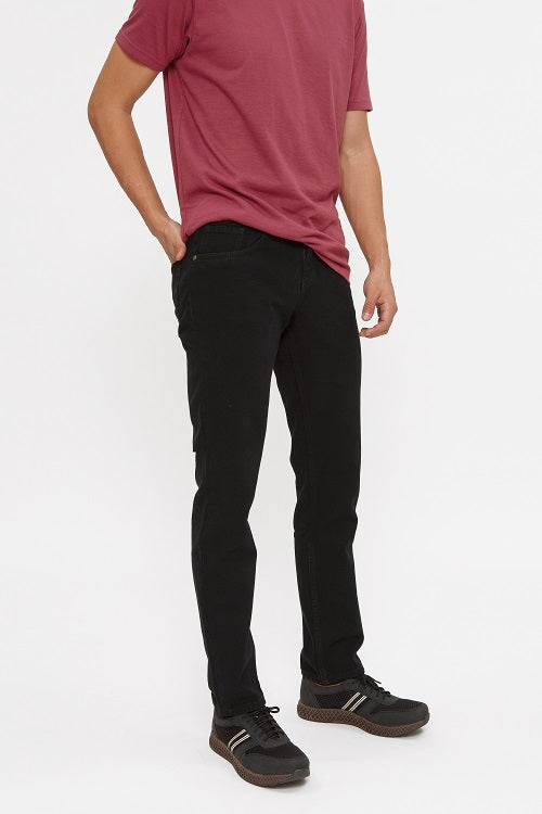 Essential 01 - Black Regular Fit Jeans