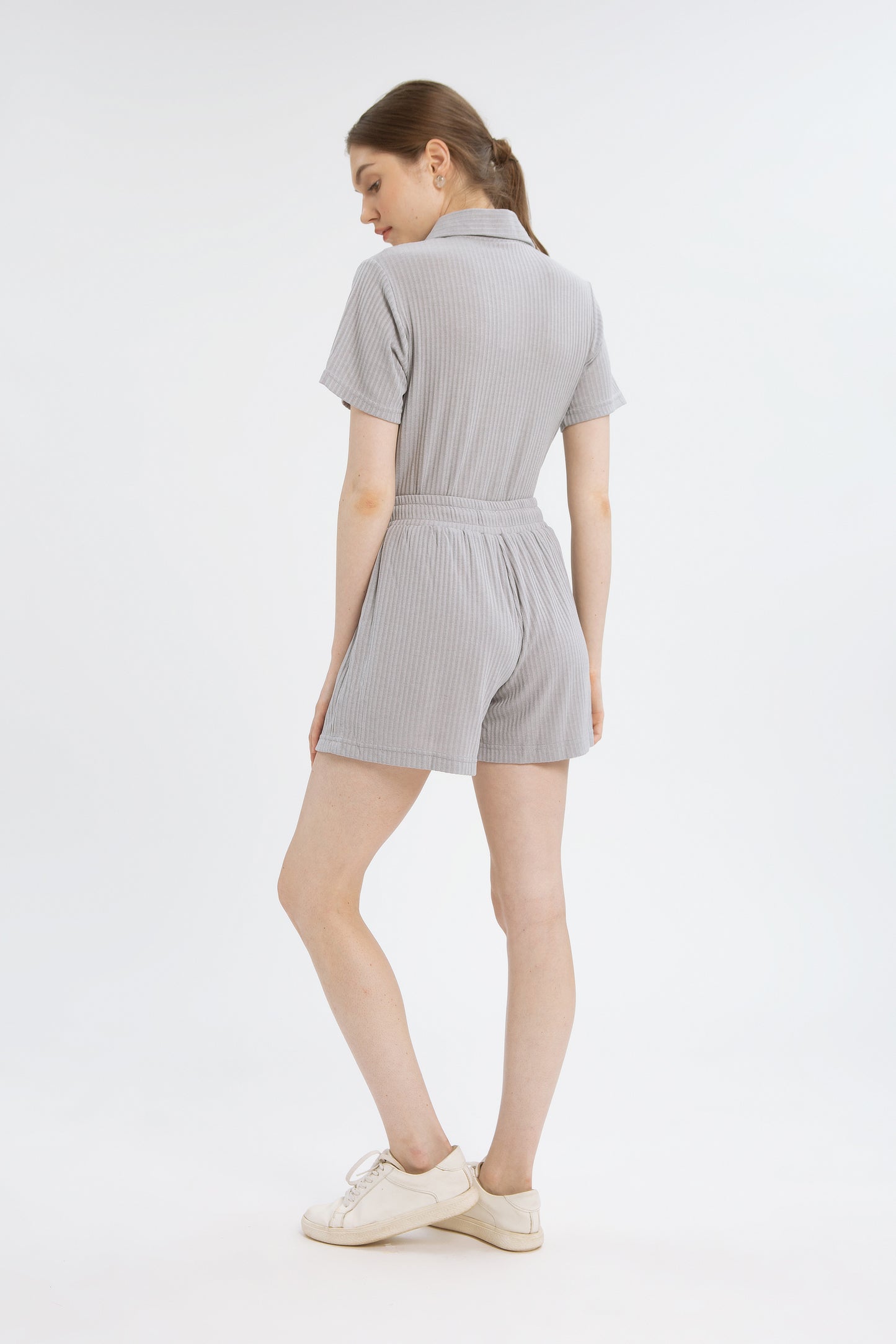 Haru Set in Misty Grey