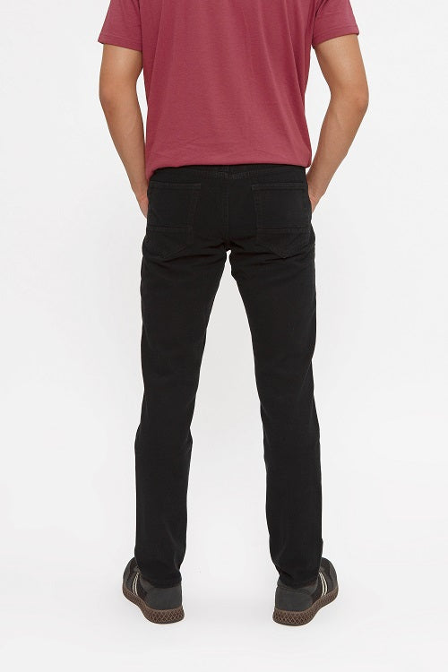 Essential 01 - Black Regular Fit Jeans